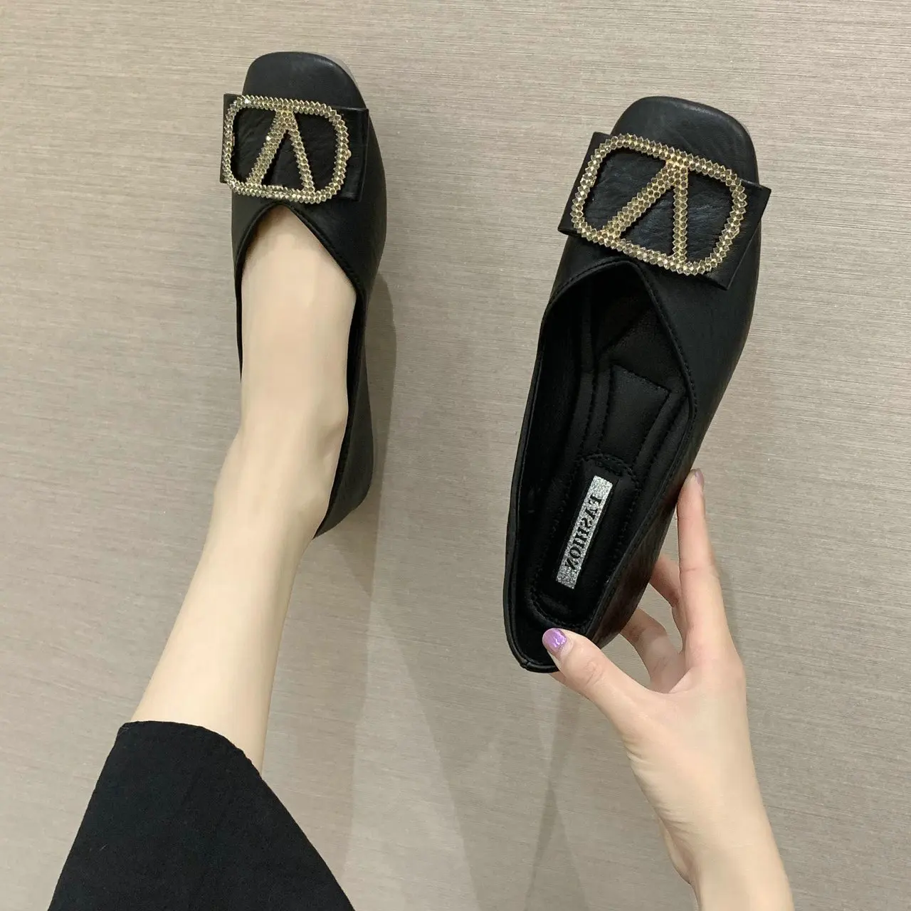 

Women Flat Heel Shoes Suede Leather Flats Spring Square Toe Slip on Sexy V Mouth Casual Lady Weekends Loafers Sandals Summer