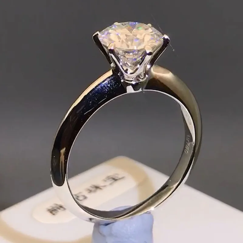 Кольцо женское из белого золота 18 карат с бриллиантом 1 | Украшения и аксессуары