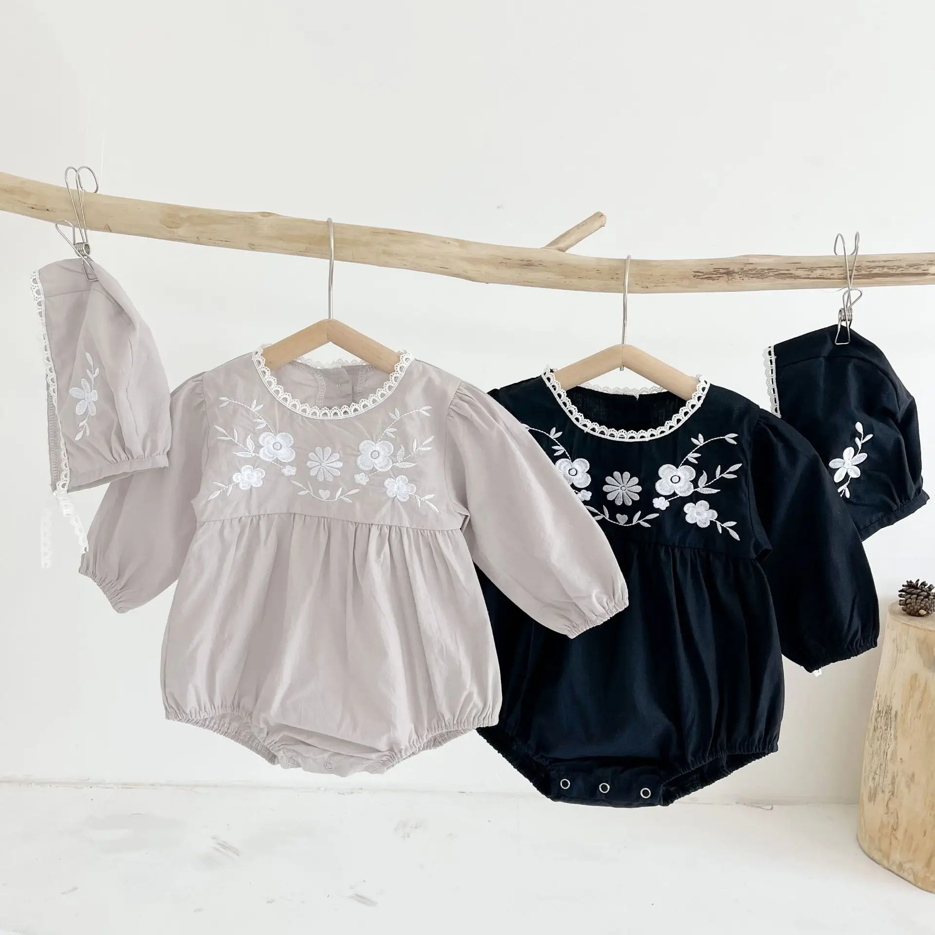 

Autumn Baby Girl Clothes 2021 New Flower Embroidery Infant Bodysuit Cotton Toddler Floral Jumpsuit Long Sleeve Clothing