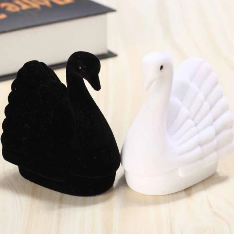 

1pcs 5.7x3.8x5.5cm Velvet black /white color swan Jewelry Gift Box Wedding Engagement Ring Box For Earring Packaging Display