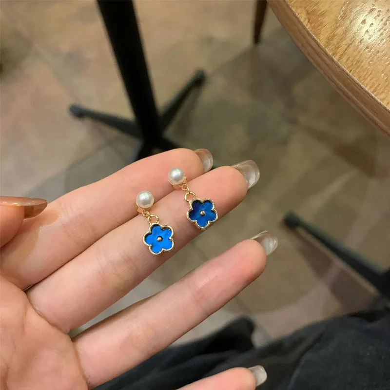 

Hot Style Personality Ladies Earrings Candy Color Alloy Pendant Mini Flower Personality Pearl Wild Earrings Jewelry Gift