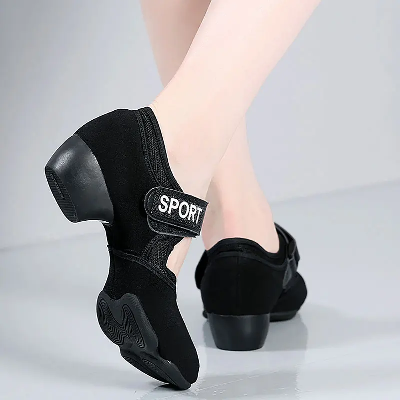 

Women Soft Sole Dance Shoes Black Cloth Woman's Character Dance Shoes Mother Fitness Dance Sneakers Female Sports Feature Shoes