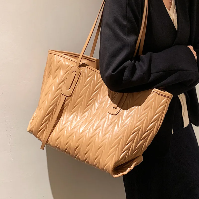 

Вместительные сумки-тоуты для женщин, новинка 2021, дизайнерская Высококачественная женская сумка на плечо из искусственной кожи, большая По...