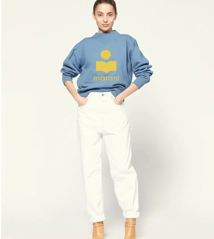 

Hoodies & Sweatshirts