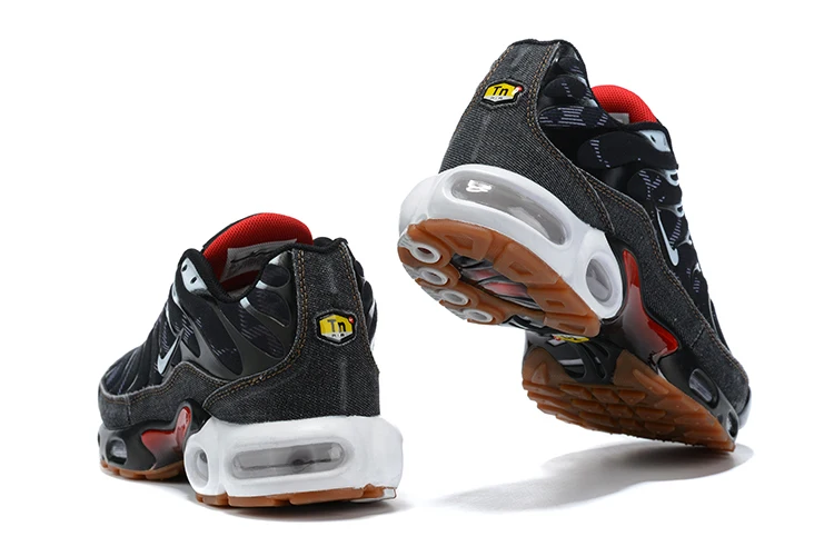 

Air Max Plus TN shoes, Remix sneakers, for running, Triple footwear, DB1965-900