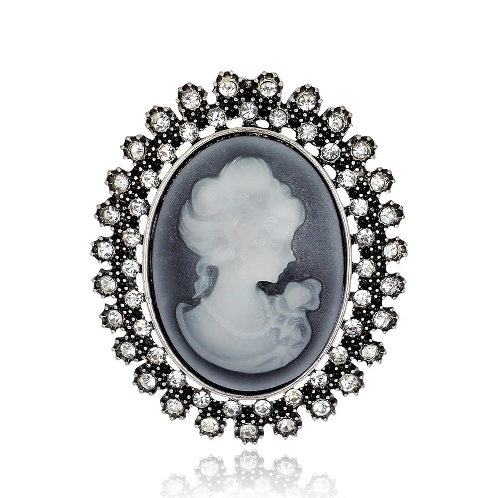 

Resin Brooches For Women Fashion Creative Beauty Head Brooches Pin Gift Color Butterfly Animal Brooches For Friend