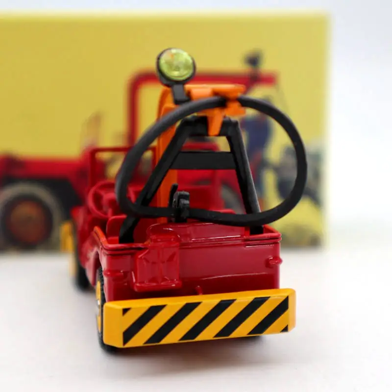 Игрушки Atlas Dinky 1412 Jeep De Depannage Truck красные литые модели автомобилей Коллекция
