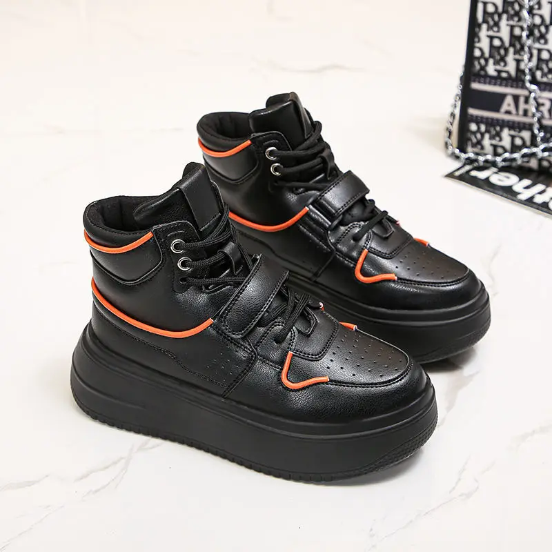 

European station high shoes women's autumn 2021 new net red thick bottom muffin small white shoes European leisure board shoes
