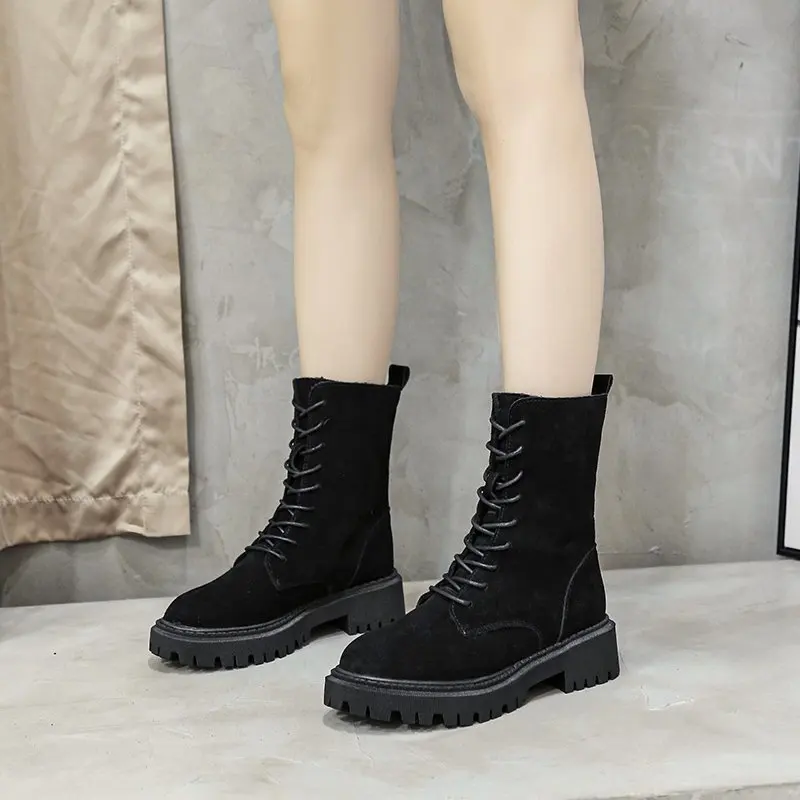 

Solid Color Martin Boots Fashion Round Toe Lace Up Ankle Boots Winter Short Plush Keep Warm Women Shoes Zapatillas Mujer 2020