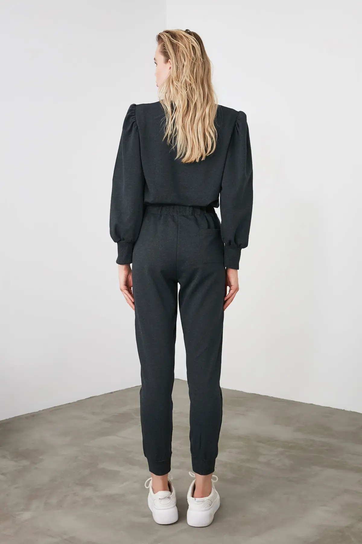 Trendyol Basic Jogger Knit Sweatpants TWOAW21EA0024 |