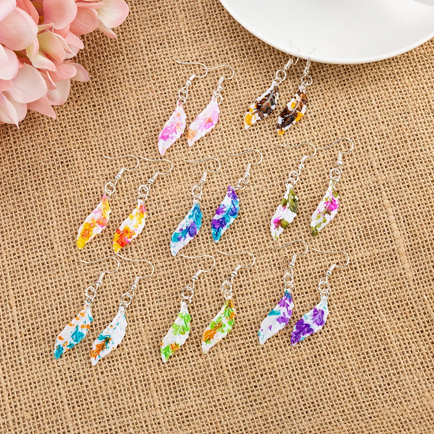 1 пара Разноцветные серьги-подвески с листьями | Украшения и аксессуары