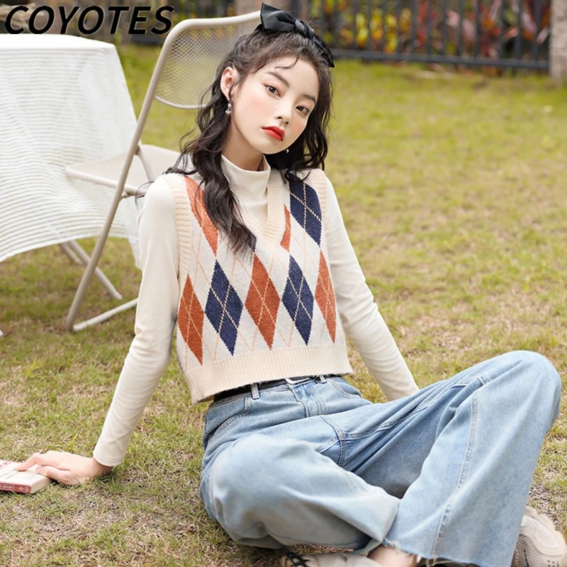 

COYOTES Sweater Vest Women V-Neck Argyle Knitted Sweaters Vests Womens Short Korean Style Pullovers Trendy All-Match Casual