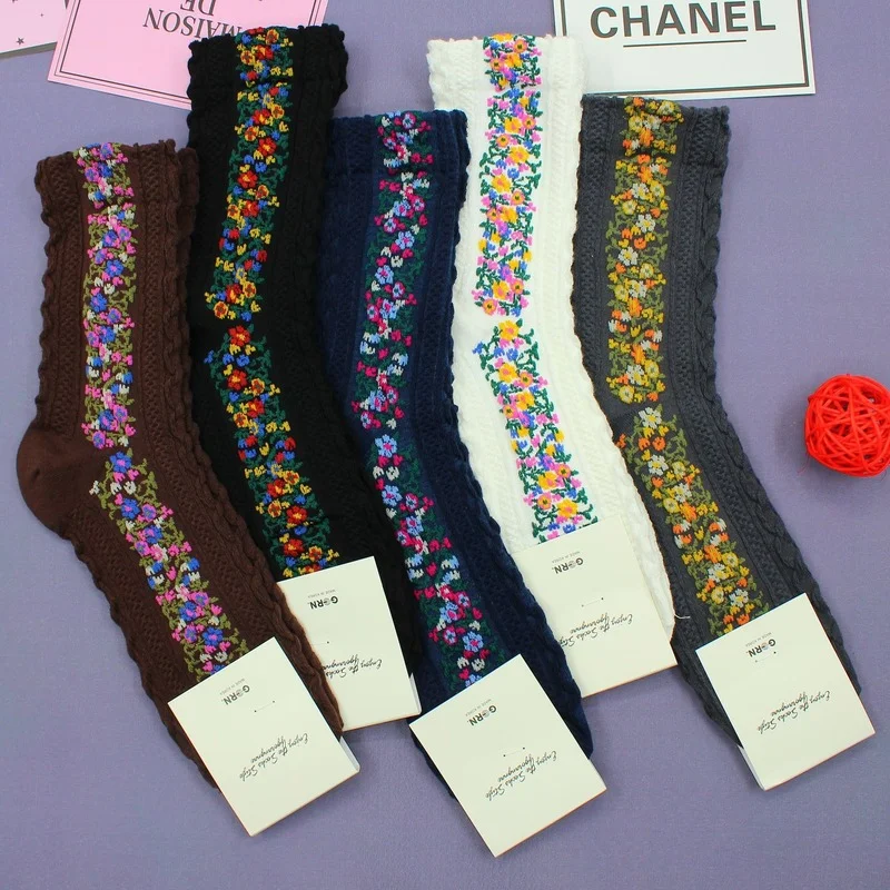 

Освежающие женские носки, цветочные женские носки, модные стандартные хлопковые носки средней длины, мягкие удобные осенне-зимние корейски...