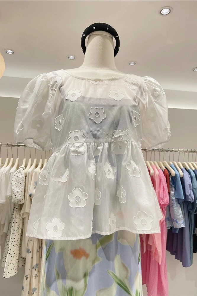 

2021 Summer New Fashion Lace-up Flower Printed Thin Top Women's Versatile Round Neck Puff Sleeve Shirt for Ladies