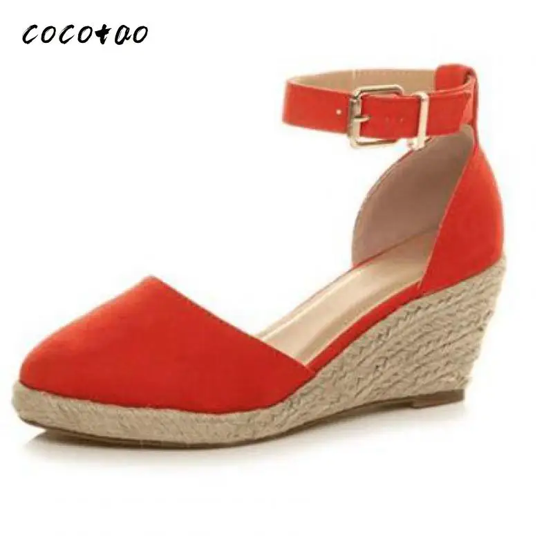 Женские босоножки в ретро стиле плетеные сандалии из соломы на танкетке матовой