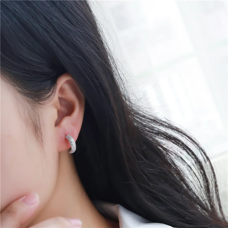 

Серьги женские из серебра 925 пробы, позолоченные, с бриллиантами