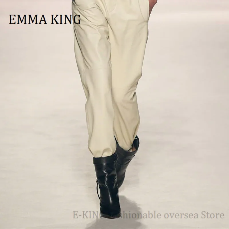 

2020 Runway Women Spike Heel Ankle Boots Pointed Toe Strange High Heel Cowboy Boots Woman Luxury Design Chelsea botas de mujer