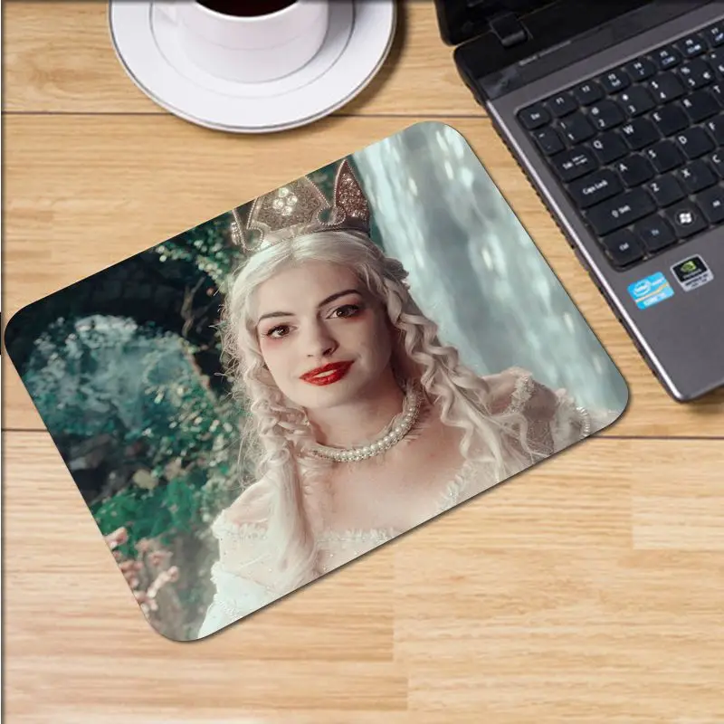 

Custom Skin Disney Alice in Wonderland The White Queen Office Mice Gamer Soft Mouse Pad Top Selling Wholesale Gaming Pad mouse