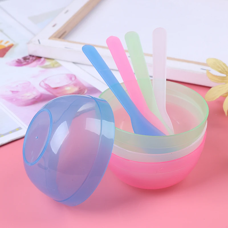 

1Set Hot Sale Homemade DIY Plastic Film Bowl with Mask Spoon Stick Set Face Mask Bowl Makeup Beauty