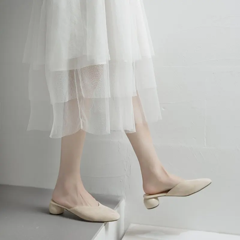 

Shoes Woman 2021 Female Slippers Luxury Slides Low Heeled Mules Square heel Platform Flock New Designer High Block Scandals Rubb