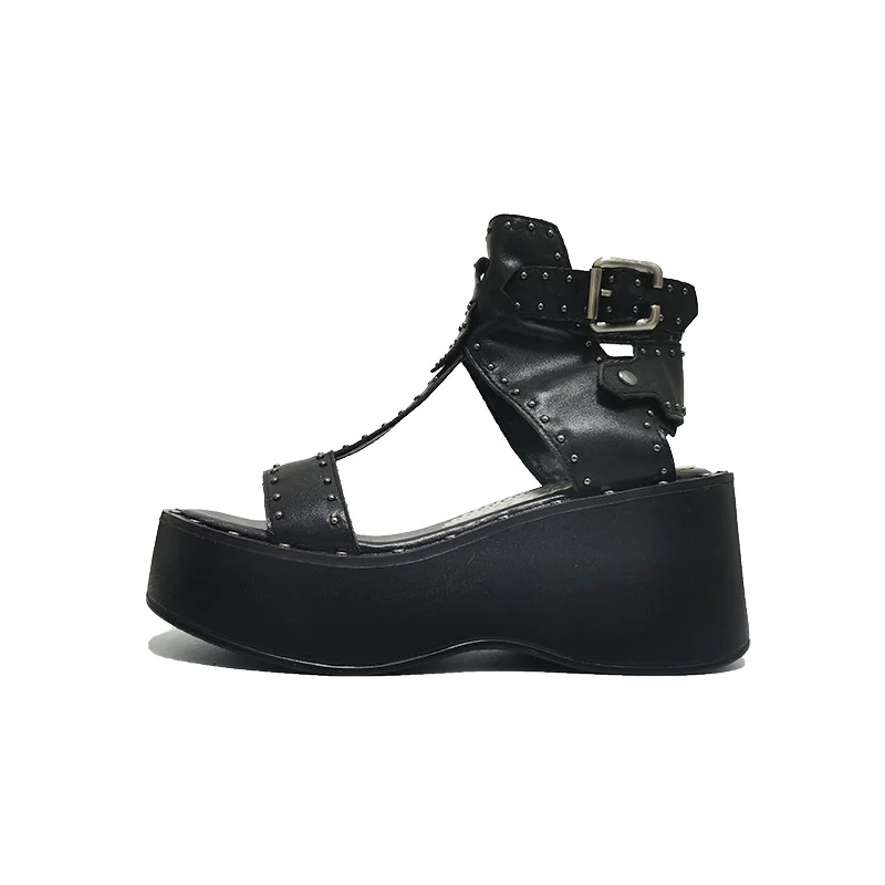 

2021 summer new handsome thick soled women's leather sandals belt buckle rivet slope heel ROMAN SANDALS