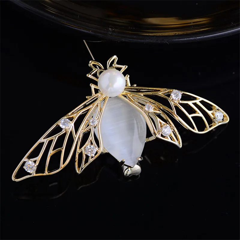 

Модный брошь брошки на одежду Cute Bee Brooch Badges Brand Design Lapel pins 2022 Fashion Brooches on clothes Women Corsage