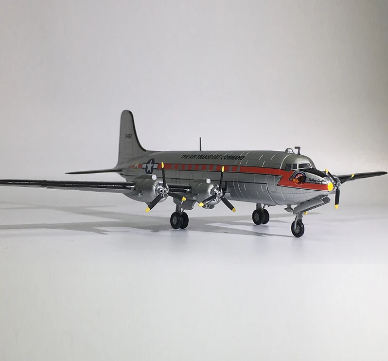 Оригинальный 1:144 США C 54 Skymaster стратегического транспортного самолет предметы