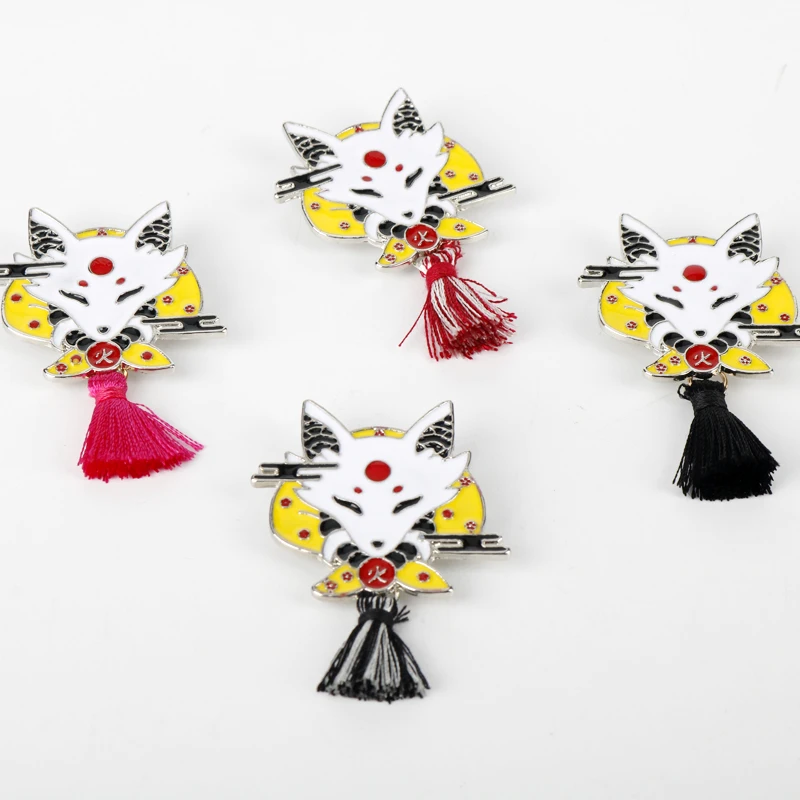 

Vintage Animal Alloy Red Tassel Pin Japanese Fox Enamel Brooches Wholesale Clothes Accessory Backpack Badge Friends Gifts