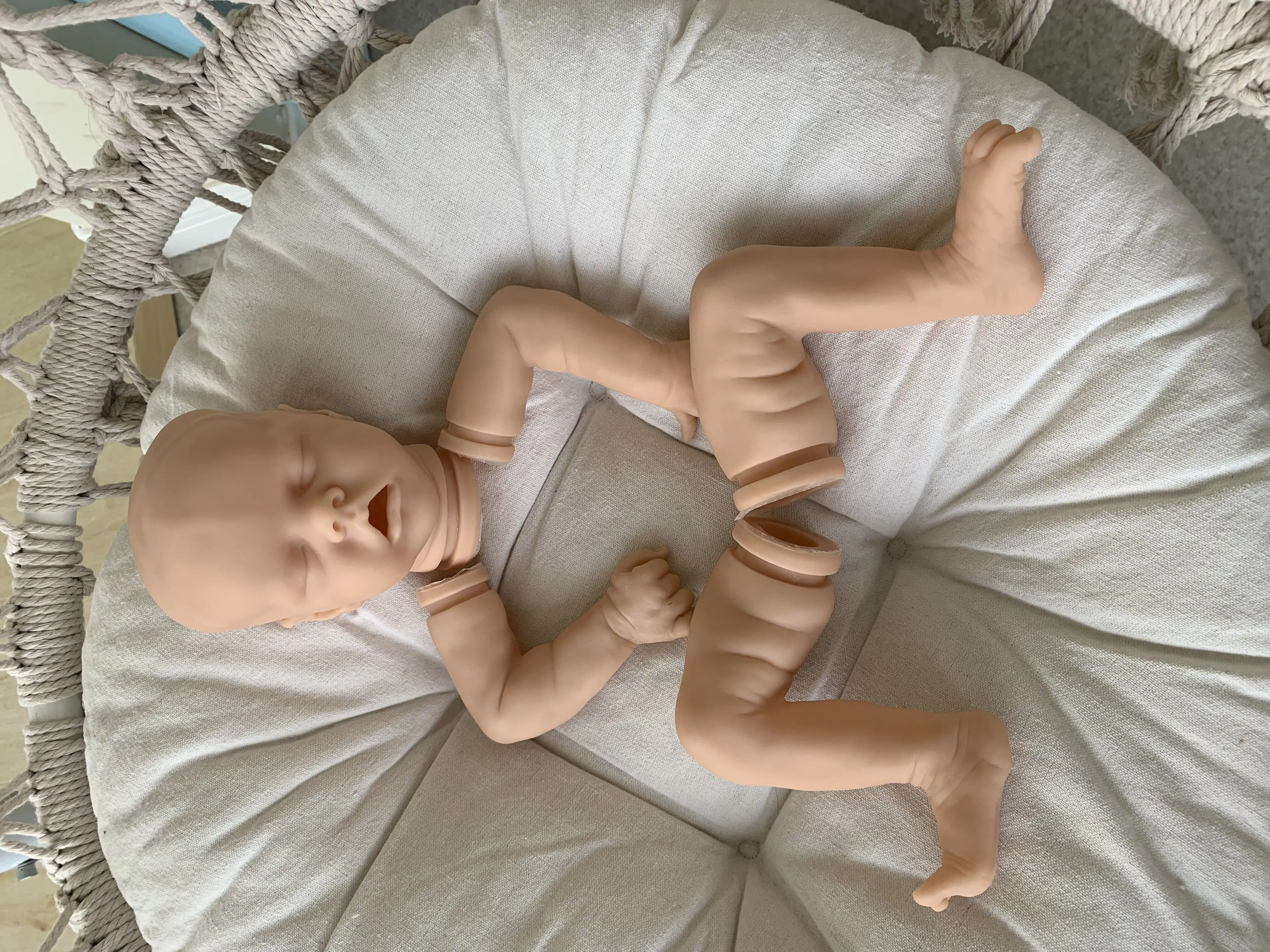 

DIY18inch bebe reborn doll kit very soft lifelike real touch fresh color unpainted unfinished doll mold parts