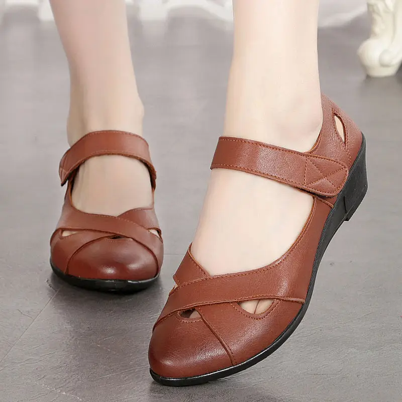 

Breathable Walking Mesh Flats Shoes Sneakers Women Flat Ballet Solid Red Flats Woman Spring Causal Shoes 2021 Ladies Moccasins
