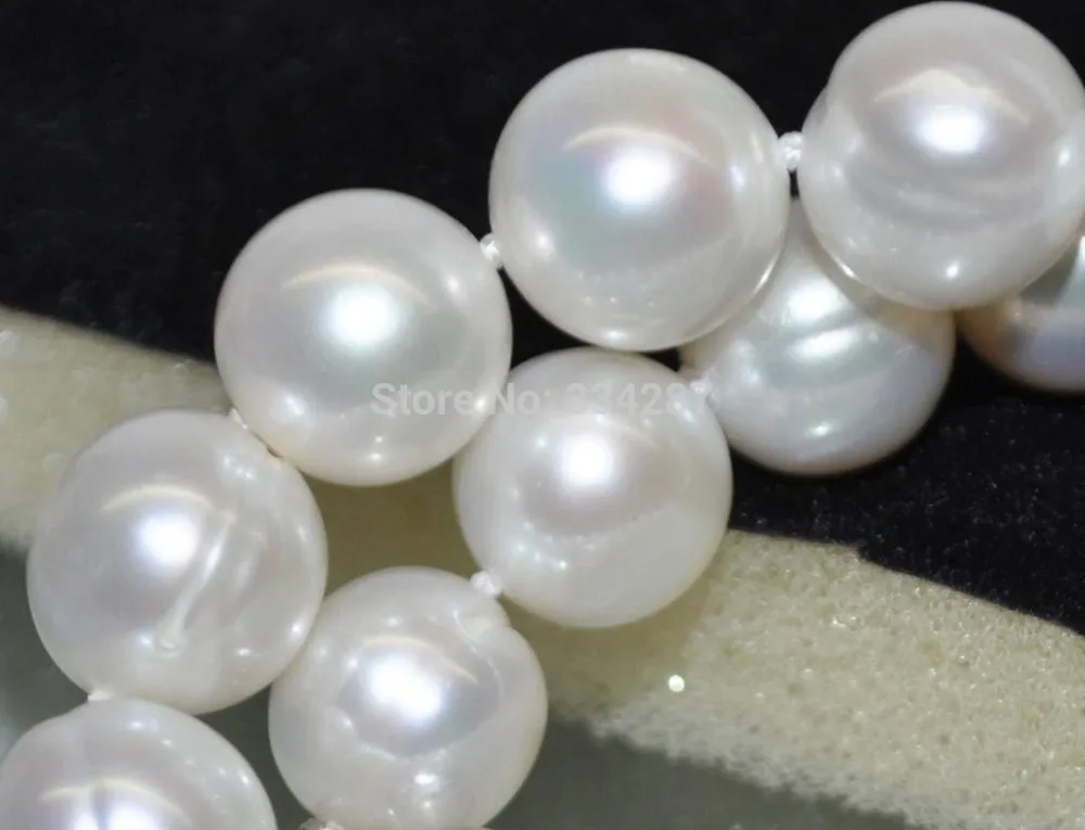 

Outstanding luster Natural white 11-12mm round cultured Pearl Necklace