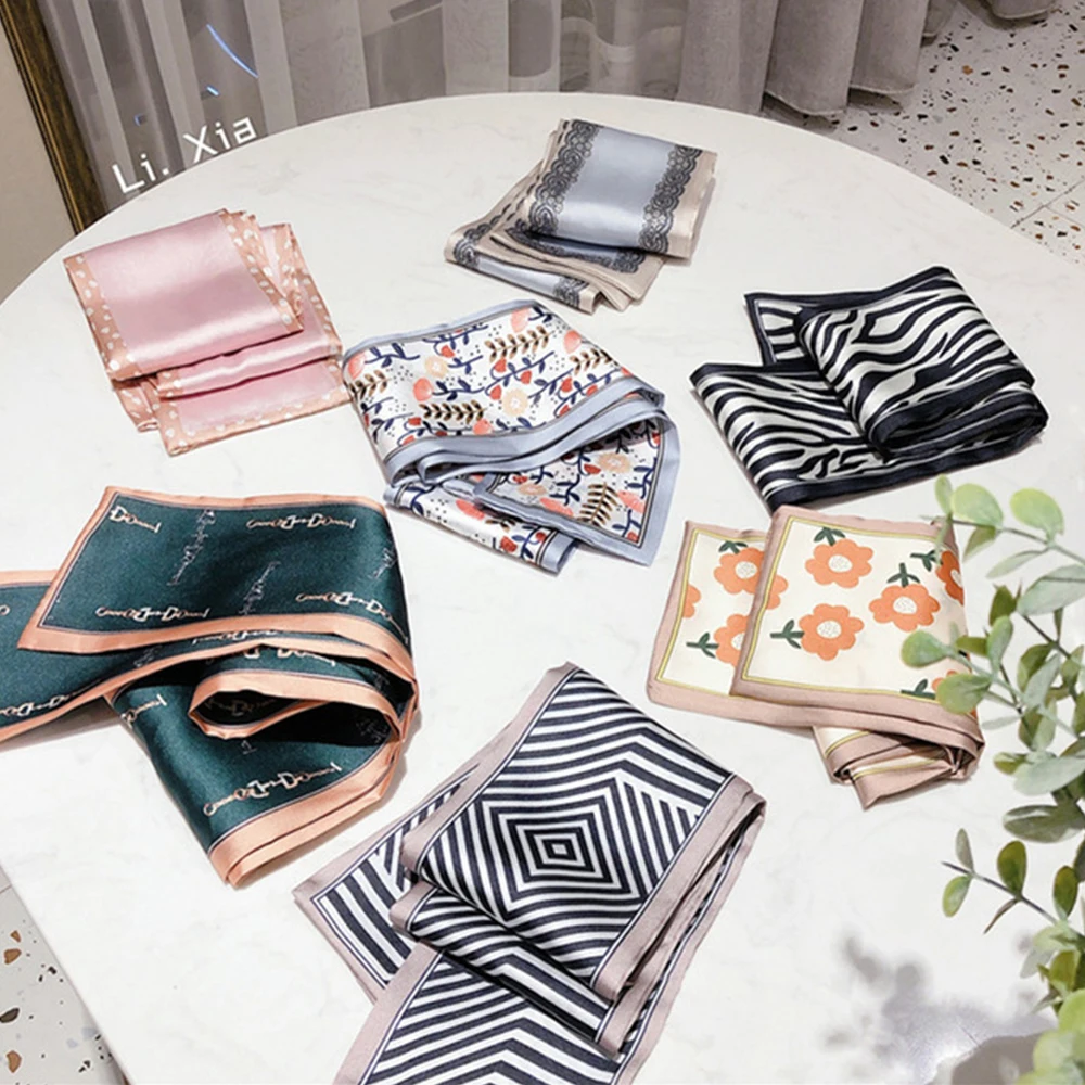 

Korean ladies streamers houndstooth trend temperament printing oblique kerchief retro silk scarf printing headband women