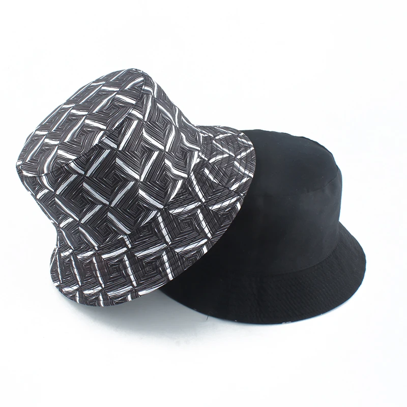 

2021 Summer Bucket Hats Streetwear Graffiti Plaid Hip-Hop Cap Fashion Design Reversible Fisherman Hat