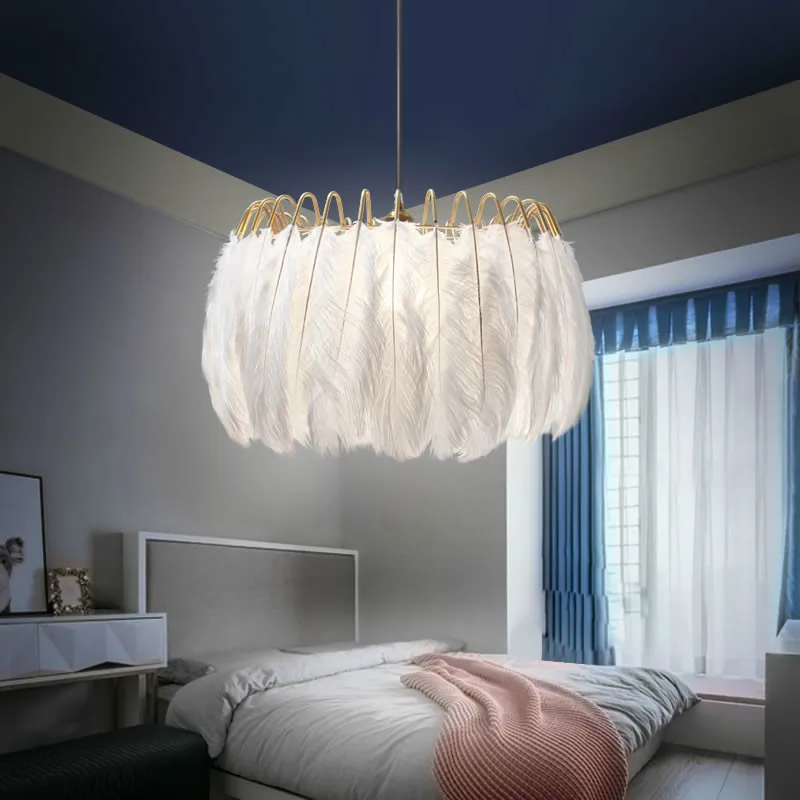 

Светодиодная Люстра для спальни, теплая романтическая Скандинавская лампа с перьями, креативная индивидуальность, простая лампа для детск...