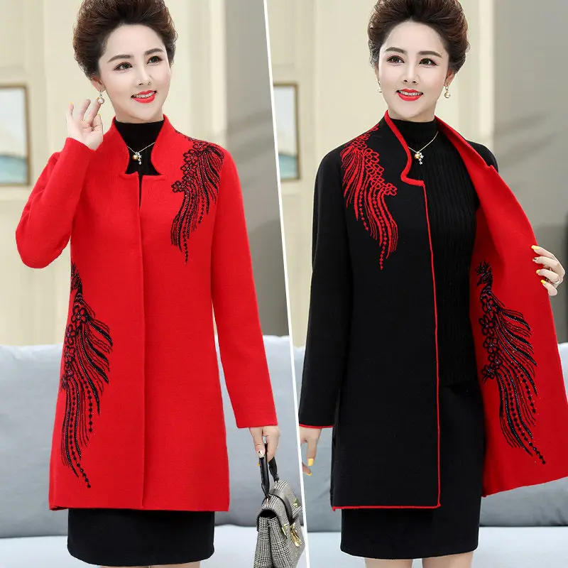 Осенний свитер для матери пальто длинный женский с вышивкой женщин среднего