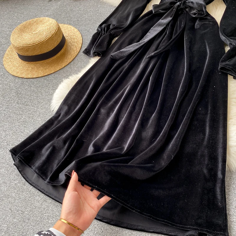 

Vintage Black Velvet Party Dress For Women Lace Turn Down Collar Flare Long Sleeve Single Breasted Sashes Midi Dresses Vestidos