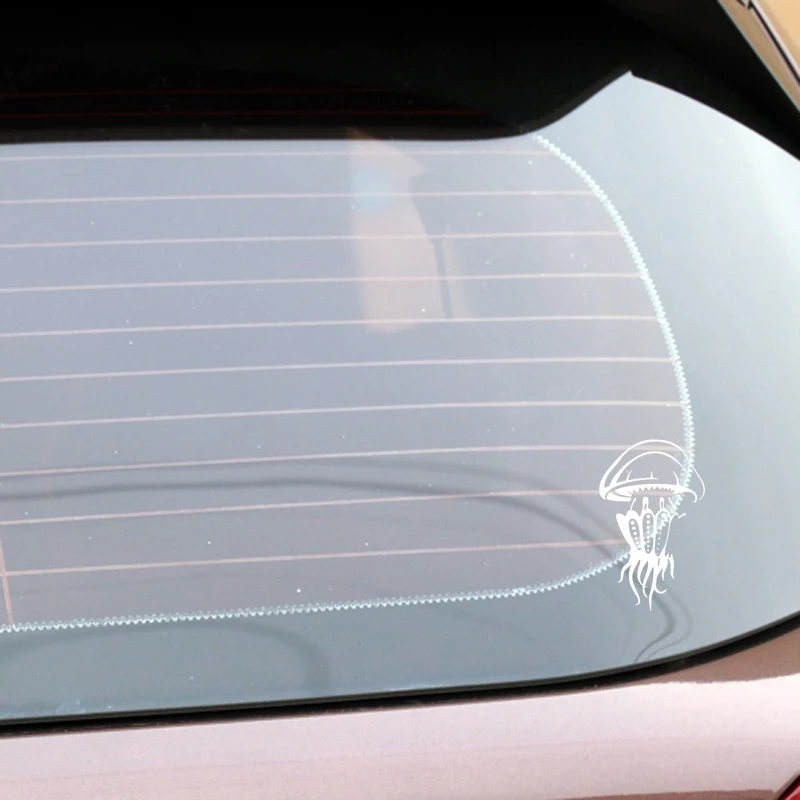 Автомобильные наклейки Медуза Творческие PVC декали Декор бампера Аксессуары, водонепроницаемые, солнцезащитные, черные/белые, 17 см * 10 см.
