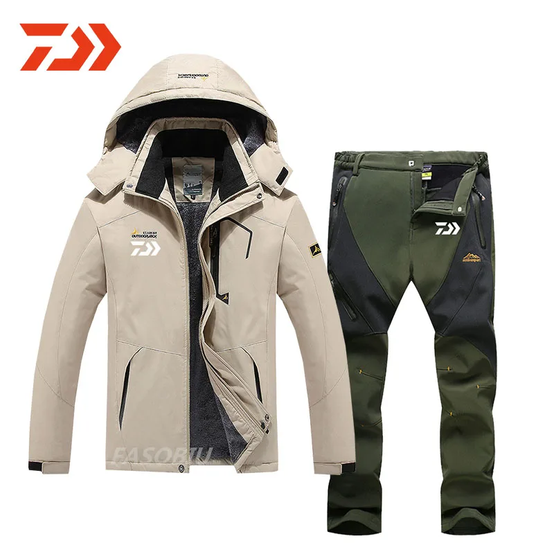 

2021 Daiwa Outdoor Waterproof Fishing Jacket Men's Hiking Clothing Warm Windproof Pants Quality Cotton Large Size Fishing Suit