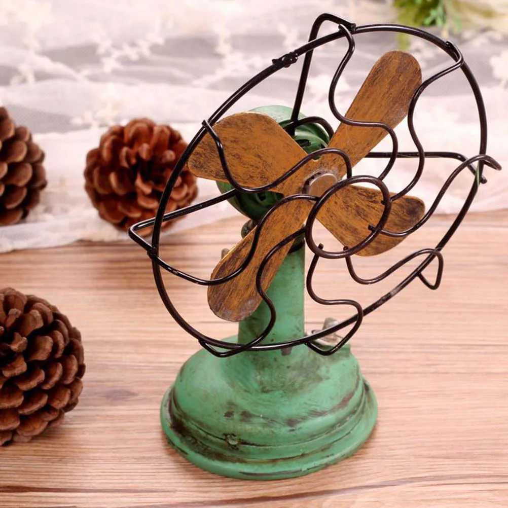 

Винтажный стоячий веер, нефункциональный домашний веер для спальни в стиле бара, повседневный полимерный декор, старые поделки, девосковое ...