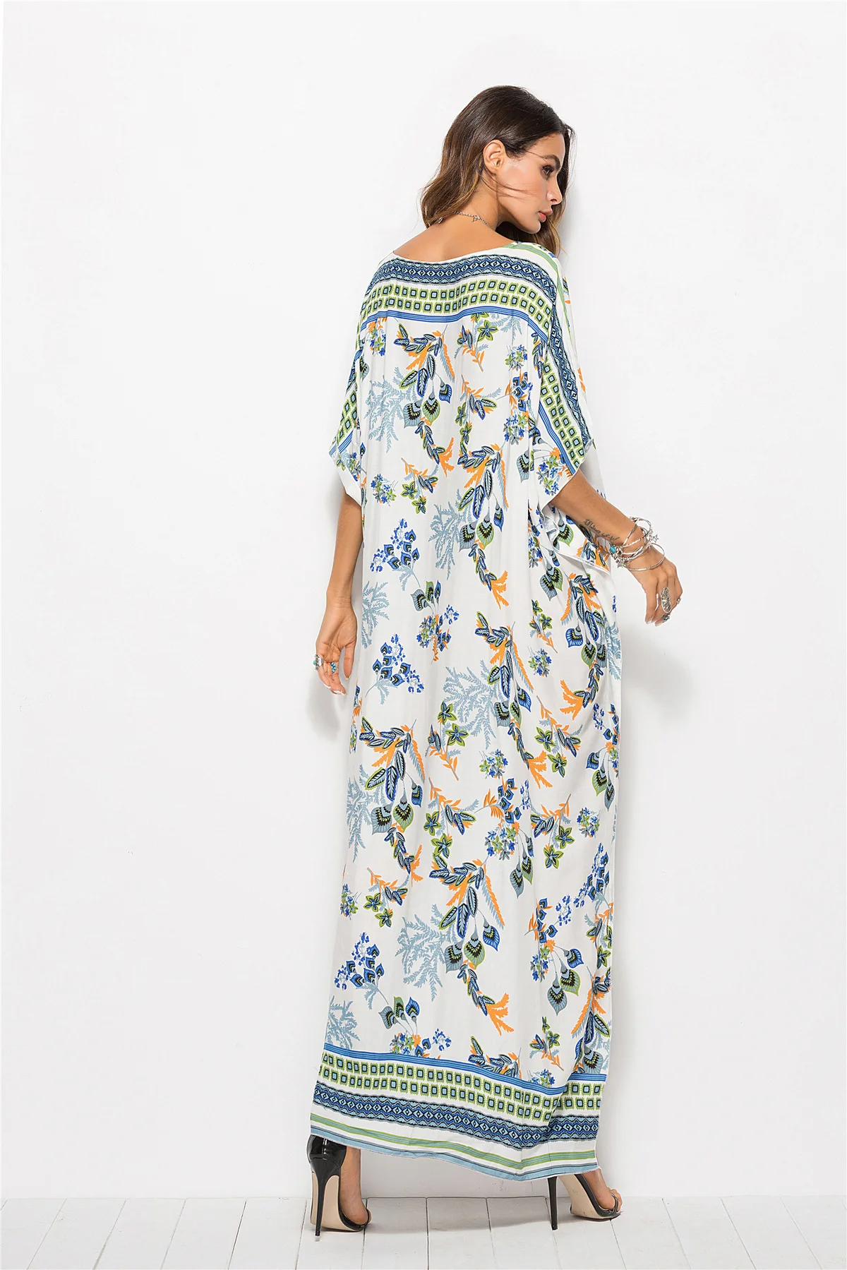 

New Printed Bohemian Women Maxi Dress Batwing Sleeve Holiday Beach Wear Fashion Muslim Abaya Dubai Arabic Moroccan Robe VKDR1767