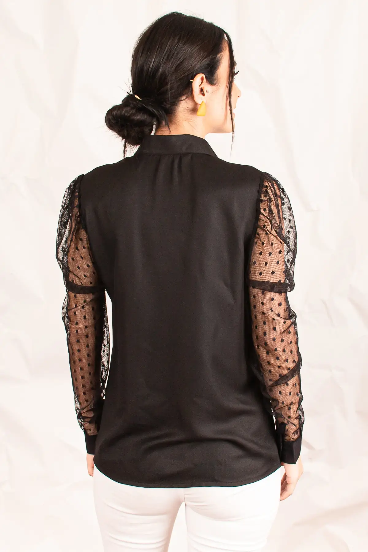 

2021 New Fashion Women Black Sleeves Tulle Shirt Spring Summer Elegant Fit Tops Elegant Detail Lovers Fashion Long Sleeve