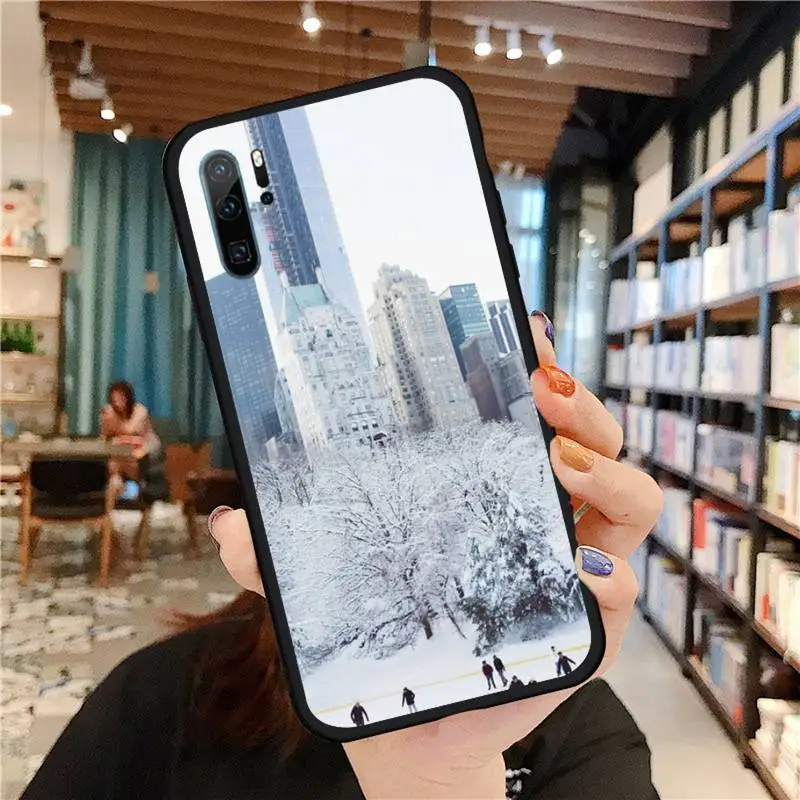 

Winter New York Central Hard Phone Case For Huawei honor 10 i lite 8x P 20 30 40 lite pro smart 2019 nova 5t mate 20 pro coque