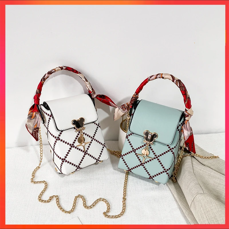 

Новинка 2021, модная женская сумка на цепочке, летние универсальные сумки через плечо, полиуретановые многофункциональные мини-сумки с ромбо...