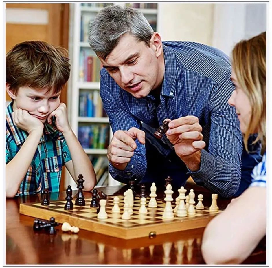 

kids adults Desktop chess foldable Royal 32 European styl wooden Chess board 34X34X1.9cm with boards