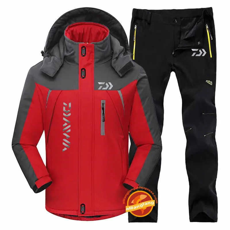 

2021 New Daiwa Plus Velvet Fishing Suits Outdoor Breathable Fishing Clothing Hoodie Elastic Pants Sports Set Men Fishing Clothes