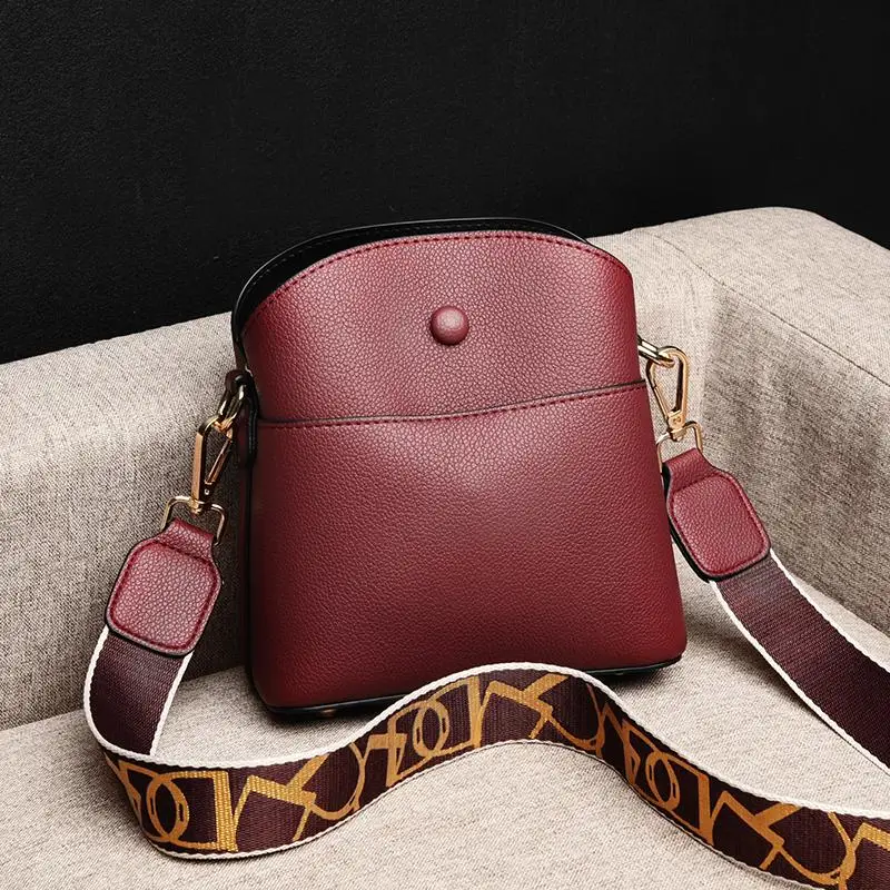 

Casual Solid Color Shoulder Bags for Women Luxury Handbags Women Bags Designer Handbags High Quality Ladies Crossbody Bag