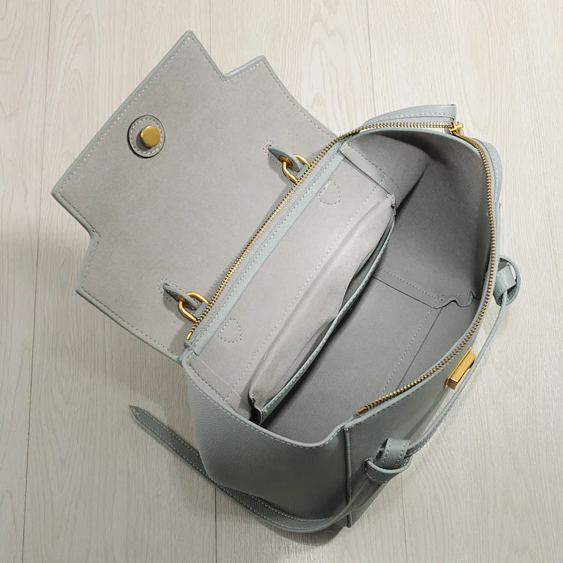 

High Quality Catfish Bag Leather Two-layer Leather Crossbody Handbag Female Fashion Wing Bag 2021 New Leather Smiley Face Bag