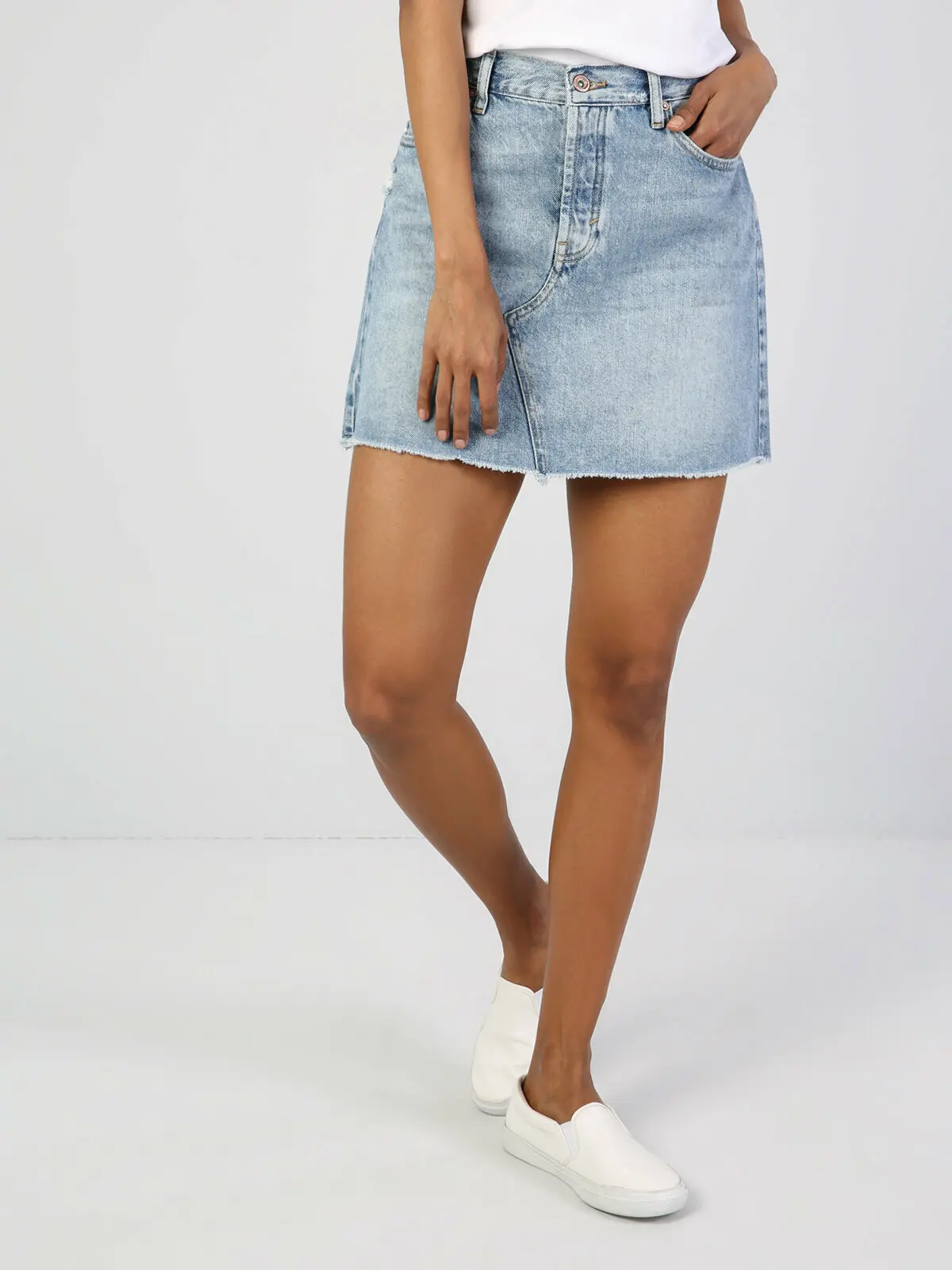 

Colins Woman Regular Fit Blue Skirt Short leg Jean ,CL1042869