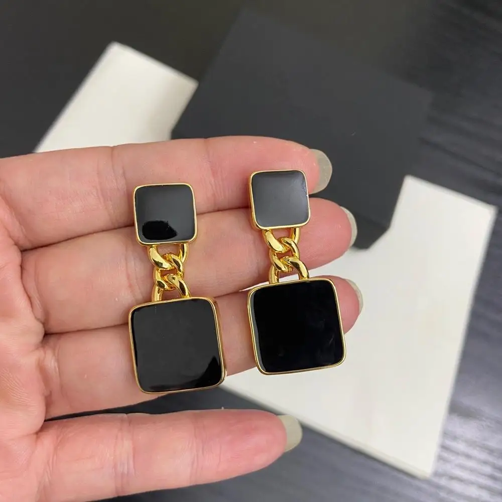

Hot Brand Yellow Gold Color Fashion Jewelery Woman Black Square Earrings Party High Quality Cute Fashion Party Studing Jewelry