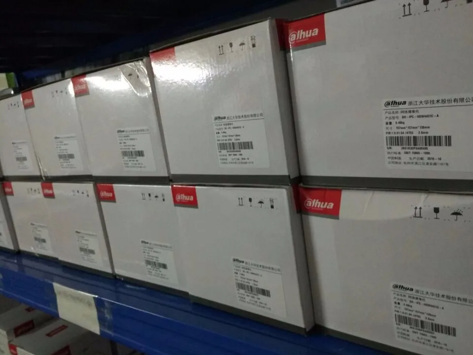 Dahua starlight POE 2MP IPC-HDW4233C-A sony 1080P купольная IP камера Встроенный микрофон H.265 IR30m 3DNR Водонепроницаемая Россия languag горячая модель
